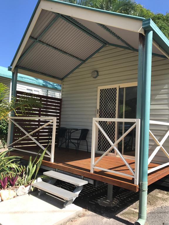 Kingfisher Caravan Park Tin Can Bay Exteriör bild